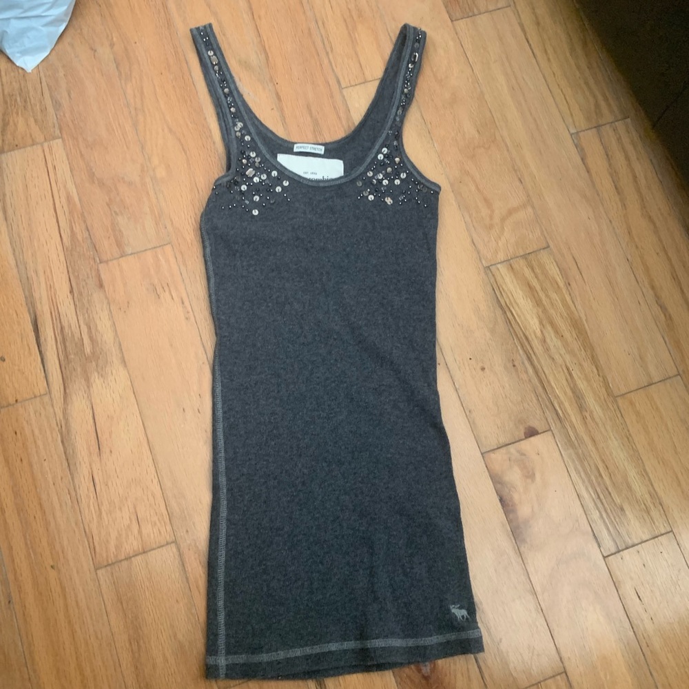 stretch fit embellished tank top